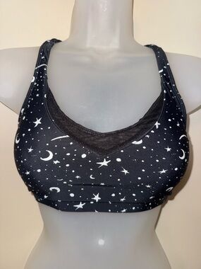 All Good Feels Black Star & Moon Mesh V-Neck Sports Bra